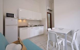 Modern retreat in a complex with shared pool Apartment in Bibione