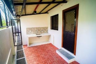 LacambraHills Studio2 Villa in Olongapo