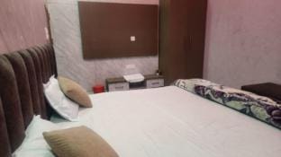 Kunj homestay ayodhya dham Vacation rental in Laos