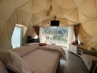 Cisarua Houses Vacation rental in West Java