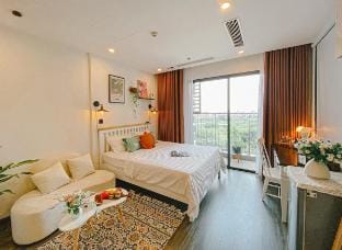 Vinhomes Ocean Park Apartment Ha Noi - FL09th Apartment in Laos