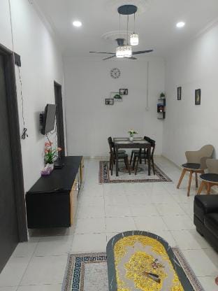 HOMESTAY SRI DESA MACHANG Vacation rental in Malaysia