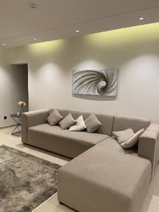 Quiet and Elegant Self-Instrument Apartment Apartment in Riyadh