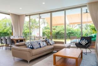 Luxury Pool Villa HUGE Garden w/ Kids Playground Villa in Chiang Mai