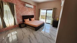 Skyview Villa 5.5 BHK Pool villa Farm Stay in Gujarat