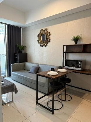 Two Bedroom Apartement Taman Anggrek Residences 6N Apartment in Jakarta