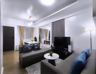 BRISTLE RIDGE COMFY WITH FREE PARKING AND BALCONY Apartment in Baguio
