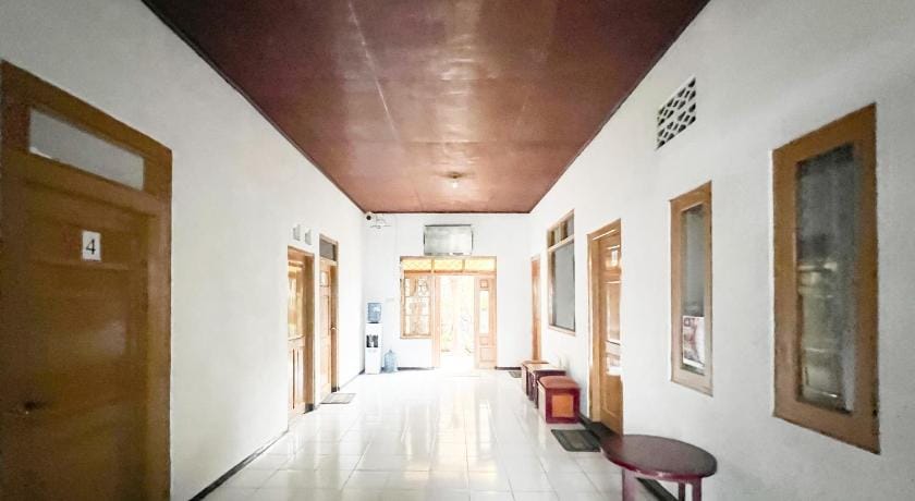 RedDoorz near Agrowisata Tambi Dieng Hotel in Indonesia