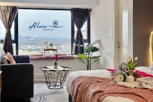 NEW! [Romantic Honeymoon] Imperio Studio Bathtub/4 pax/Game/MelakaRaya Apartment in Malacca