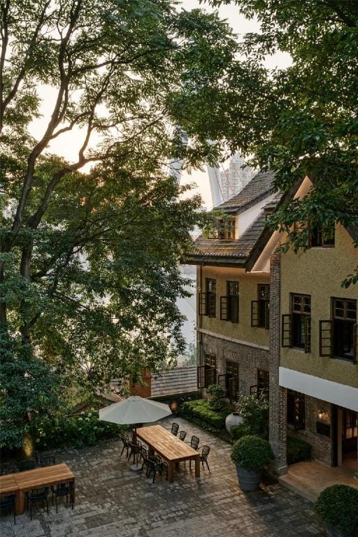 重庆既下山·SUNYATA度假酒店 Hotel in China