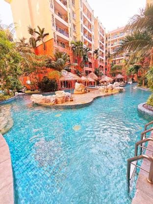 SEVEN SEAS VIP POOL ACCESS 5 STAR Apartment in Pattaya City