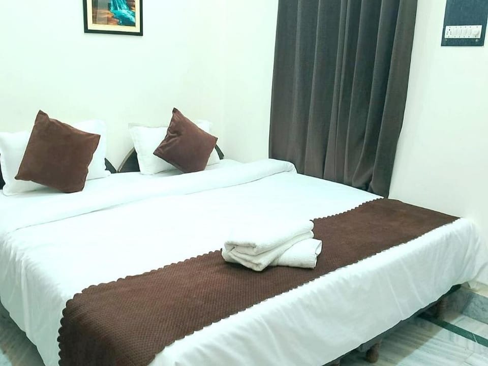 Hotel Indra Hotel in Kerala