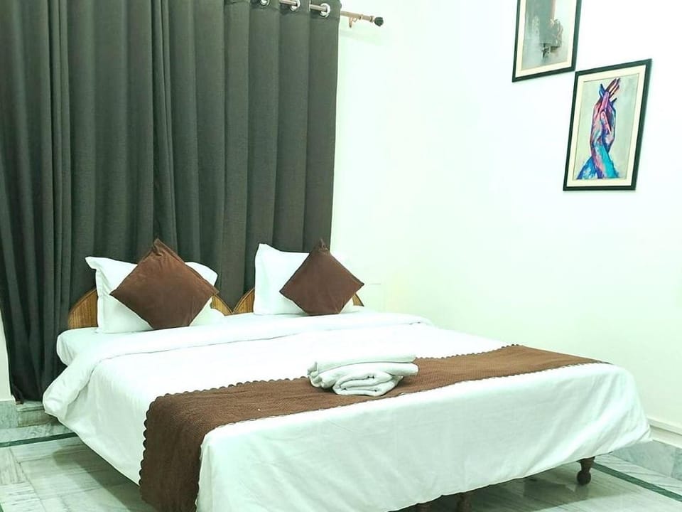 Hotel Indra Hotel in Kerala