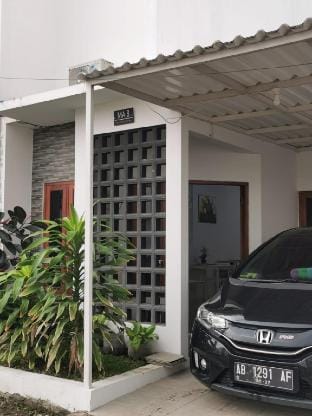 Ambarukmo Green Hill / MA 8 Vacation rental in Yogyakarta