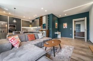 Blloku Deluxe 1BR/AP Apartment in Tirana