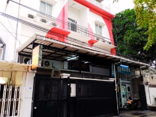 ELITE RESIDENCE Near Central Park Mall Vacation rental in Jakarta