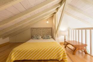Mezanine 1 Vacation rental in Lisbon