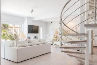 Villa Deloxenia by Ethos Hospitality Villa in Mykonos, Mikonos 846 00, Greece