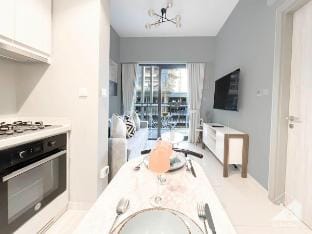 Elegant 1B| Stunning Views & Balcony |Business Bay Vacation rental in Dubai