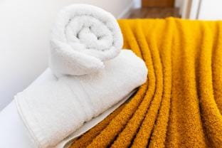 Kensington High Street Suites Apartment in City of Westminster