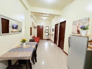 Budget Airbnb Unit Near SM Lucena| 2 pax Apartment in Calabarzon