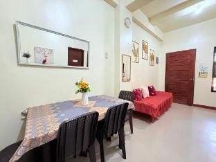 Budget Airbnb Unit Near SM Lucena| 2 pax Apartment in Calabarzon