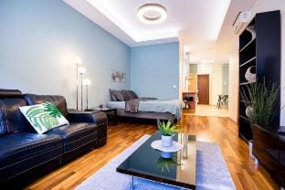 Urban Jungle City Center Big Apartment Apartment in Budapest