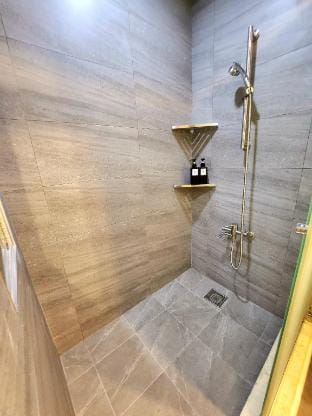 [New open}1sec from Hongdae SUB&Netflix, wifi P Apartment in Seoul