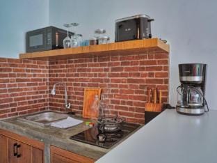 Mistral Studio With Indoor Kitchen 12 - Umalas Villa in North Kuta