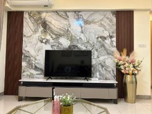 R&F Princess Cove Royalty 2R2B By Han Lin Homestay Apartment in Johor Bahru
