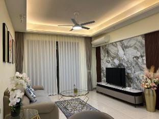 R&F Princess Cove Royalty 2R2B By Han Lin Homestay Apartment in Johor Bahru