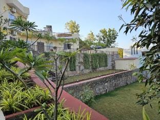 Villa Insignia/ Entire 3 BHK/Private Pool/ Parking Farm Stay in Rajasthan