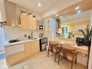 Tropical Scandi Unit by Lure Designer Suites Vacation rental in Paranaque