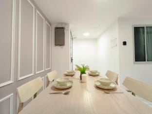 Plaza Berjaya ModernSuites BukitBintang MRT 02 Apartment in Federal Territory of Kuala Lumpur
