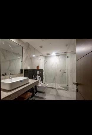 HIDDEN GEM / QUIET COZY LOFT / 1BR w. Balcony Apartment in Lahore