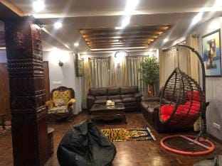 Private Room with attach bathroom Villa in Kathmandu