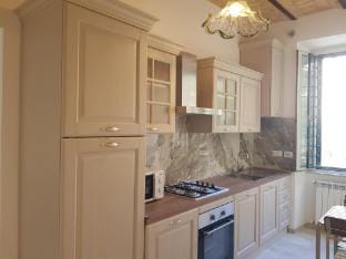 Testaccio Charming Apt & Internal Courtyand, Self Check-in & Luggage Store 24/7 Apartment in Rome