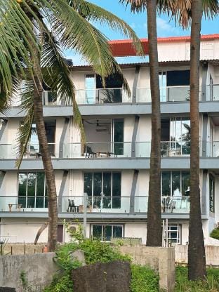 Royal Stay inn beach hotel Vacation rental in Maharashtra