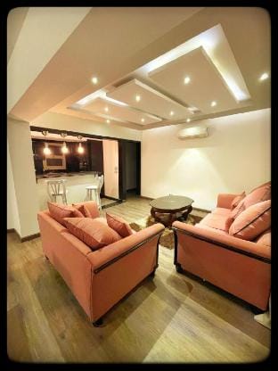Elegant Two 2 bedrooms with private patio Vacation rental in Cairo Governorate
