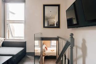 Modern and spacious duplex in Earls Court Apartment in City of Westminster