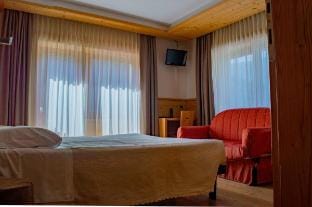 Hotel Serena "Superior Lavaredo" Tre Cime Wiew Vacation rental in Friuli-Venezia Giulia