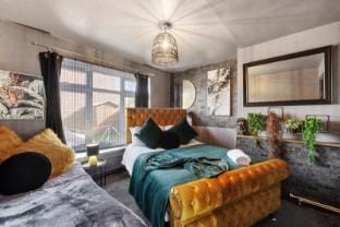 Luxurious Modern House with HotTub and FreeParking Vacation rental in Canterbury