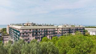 Stunning apartment with a beautiful solarium area Apartment in Bibione