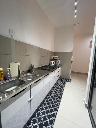 RumaDuke: Muslim+Netflix+KLCC View+3R2B a/c+WIFI Apartment in Federal Territory of Kuala Lumpur