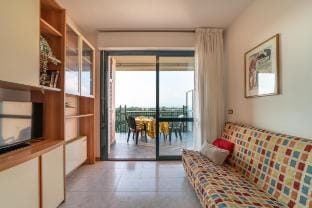 Contemporary apartment with pool and solarium Apartment in Bibione