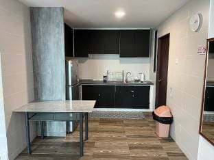 Joyful Home @ Jazz Suites 3, Vivacity 7pax Vacation rental in Kuching