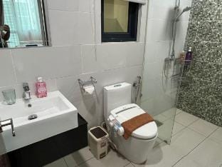 Luxury Home @ Jazz Suites 3, Vivacity 4pax Vacation rental in Kuching