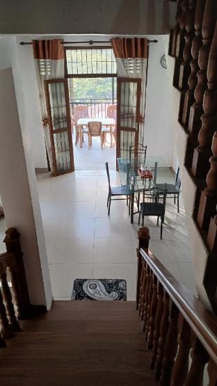 WonderStay Holiday Bungalow - Kandy Vacation rental in Kandy