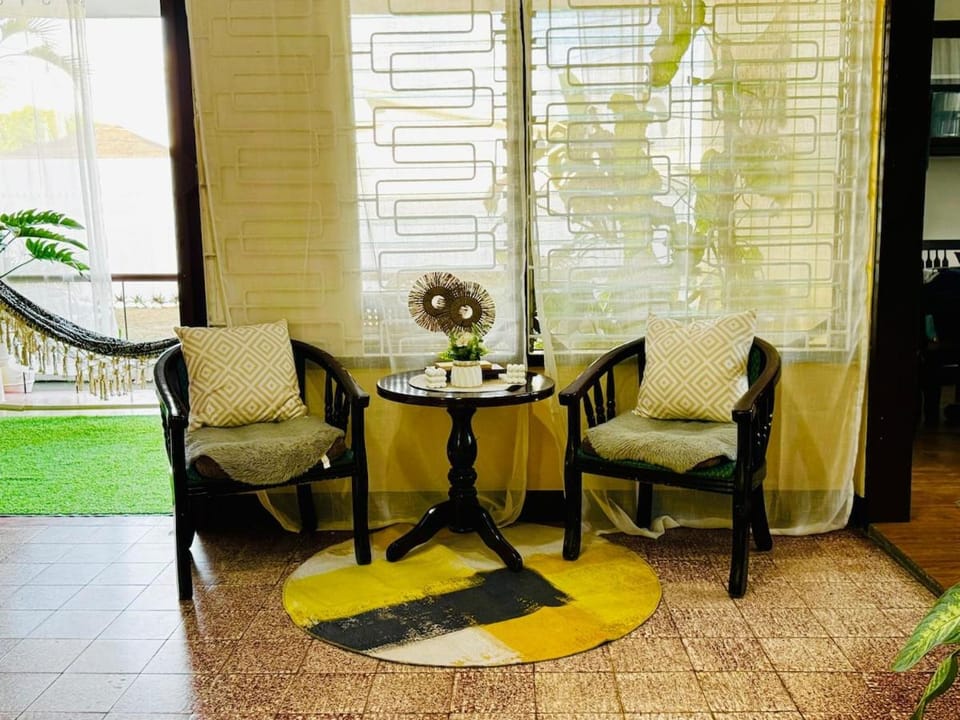 Durrani Cozyhouse 5 mins walk from the beach Vacation rental in San Juan
