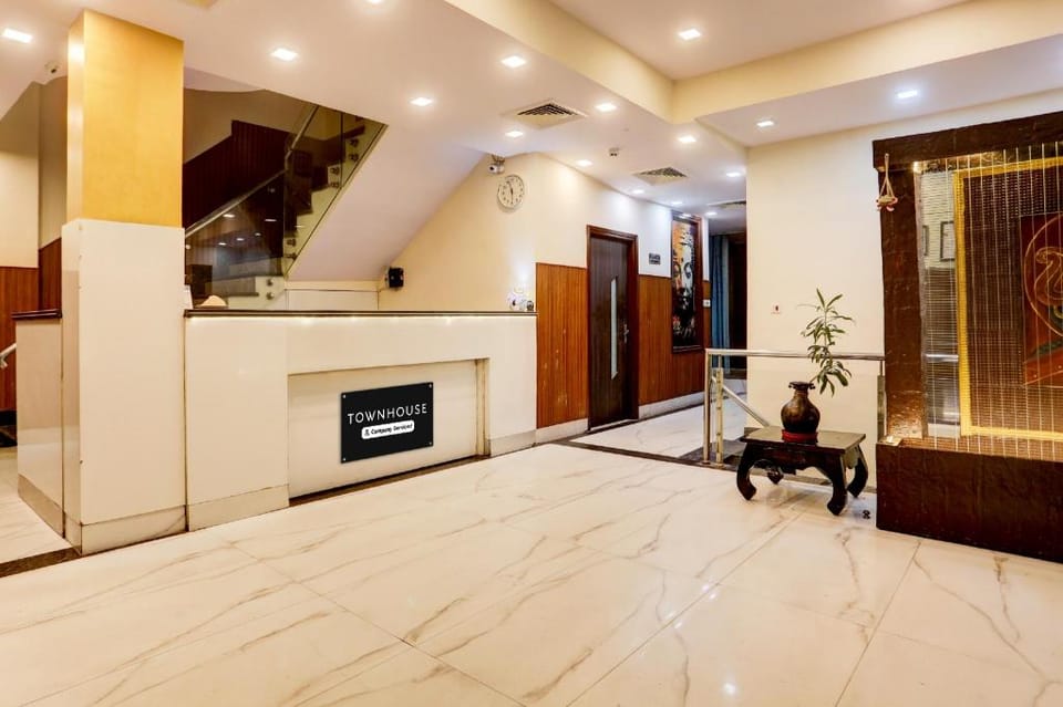 Townhouse Brahma Sarovar Formerly Krishna mahal Hotel in Punjab, India